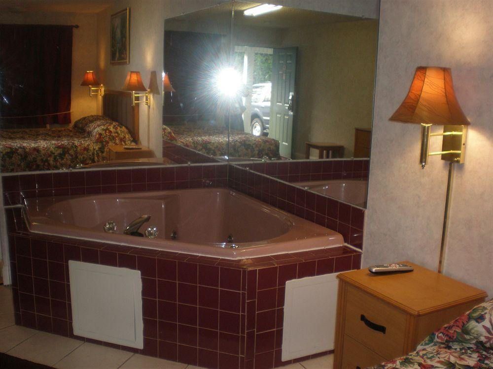 Highlander Motor Inn Atlantic City Галуоей Екстериор снимка